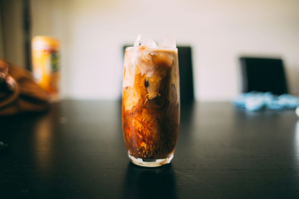 coffee latte how to stay hydrated in summer