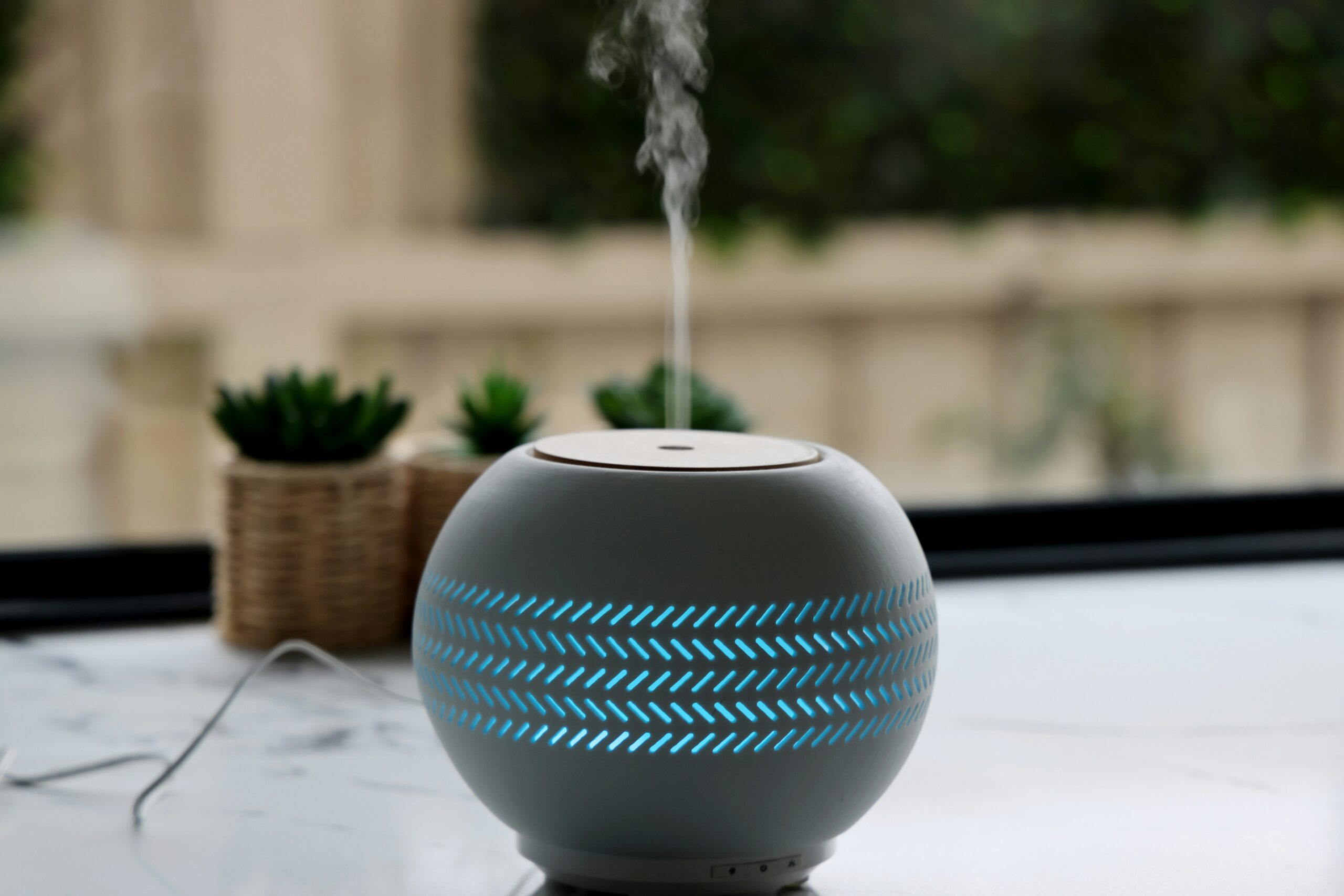 air purifier reducing toxins at home 