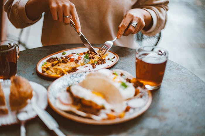 mindful eating featured image