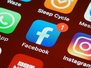 social media addiction - social media apps