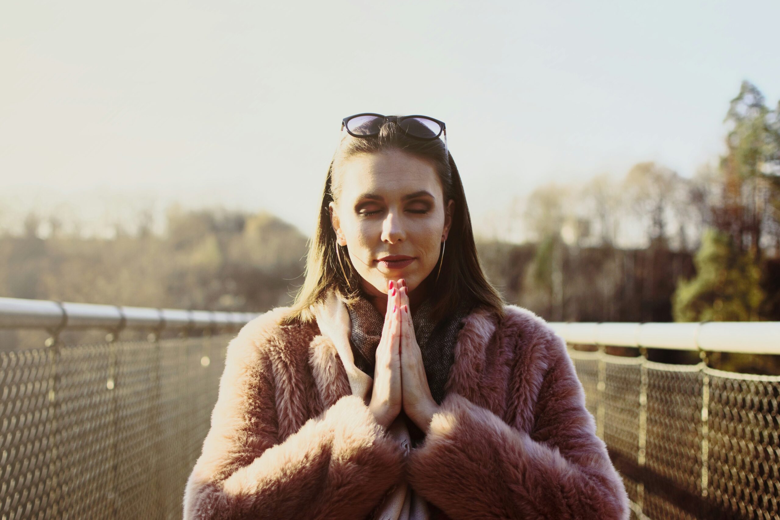practicing gratitude woman thankful